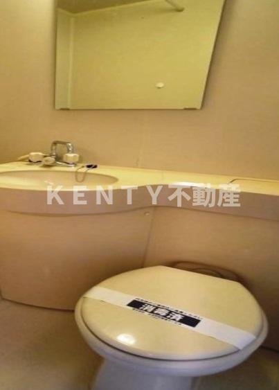 トイレ　落ち着いたトイレです