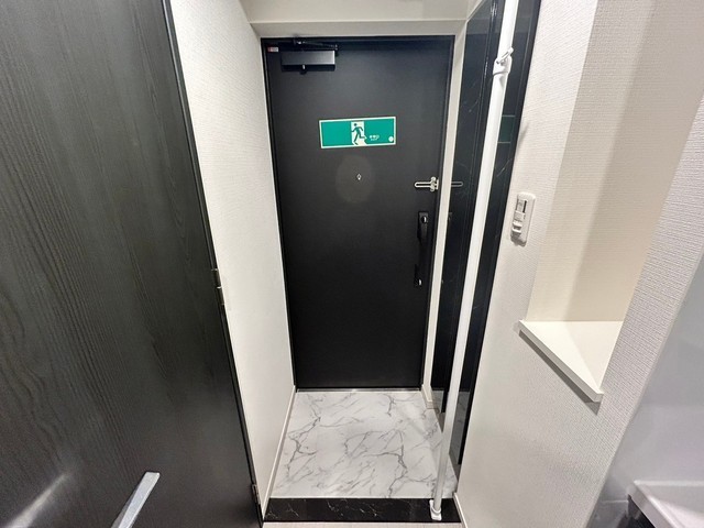 玄関　※別号室の写真