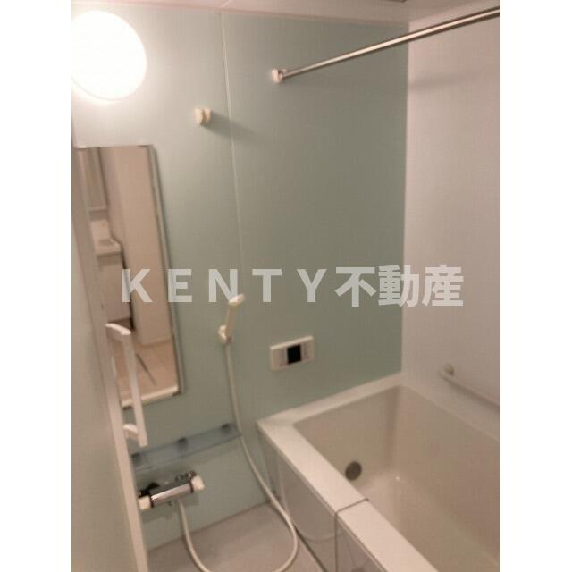 バス・シャワールーム　お風呂です