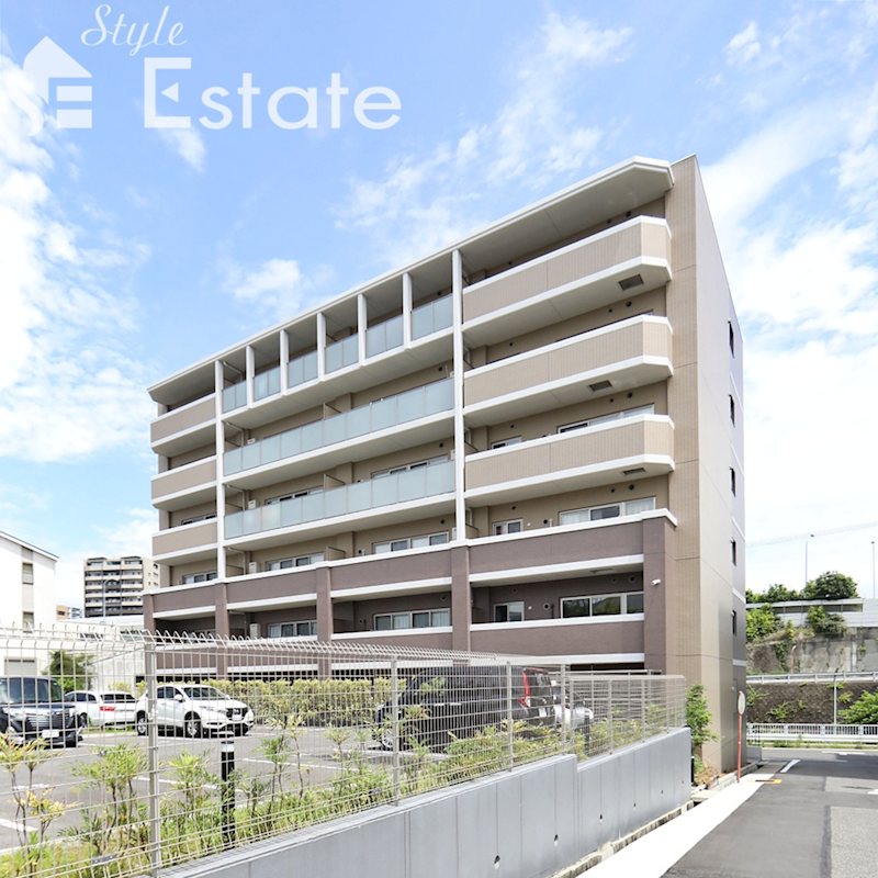 地下鉄東山線 本郷駅 徒歩9分 築5年