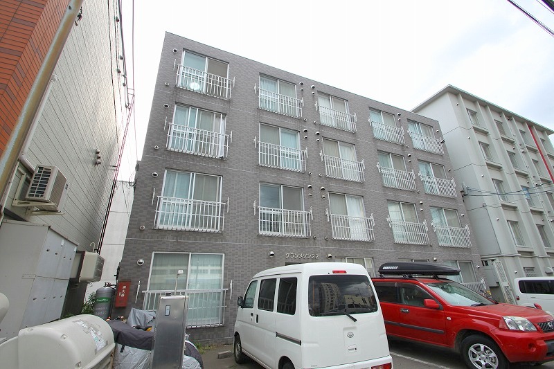 建物外観　WIFIが月額無料で設置可能な物件です☆