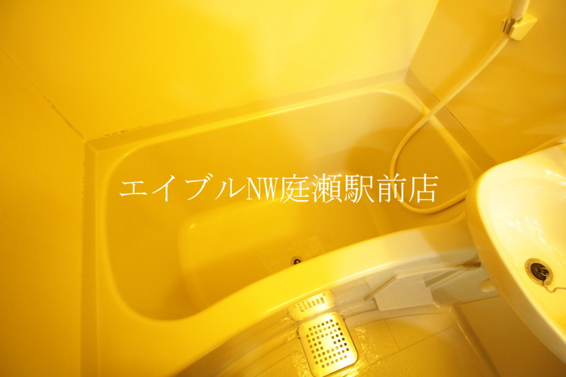 バス・シャワールーム　バスルーム