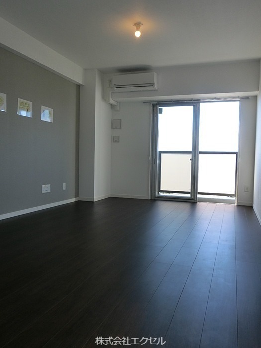 居室・リビング　眺望の良いリビングです。