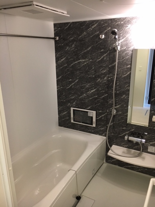 バス・シャワールーム