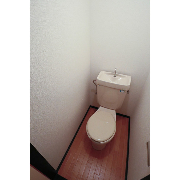 トイレ　同じ建物の別のお部屋