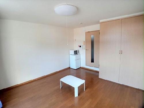 居室・リビング　反転タイプも御座います。