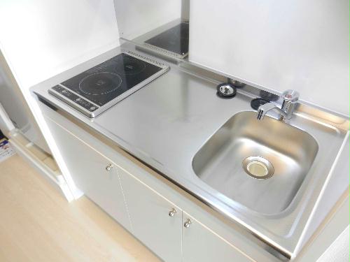 キッチン　調理スペースもある広々キッチンです！