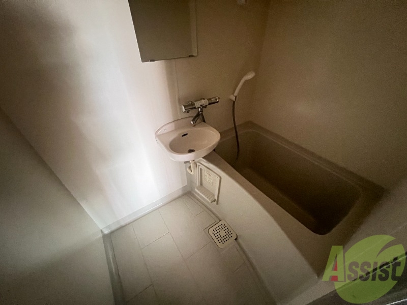 バス・シャワールーム