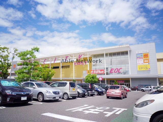 【大垣市津村町のアパートのショッピングセンター】