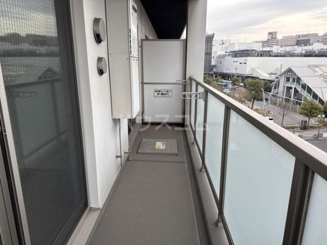 【サンパティークのバルコニー】