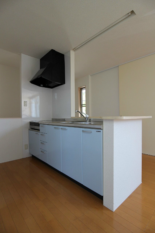 キッチン　※参照※【別号室の写真です】人気のカウンターキッチンです。