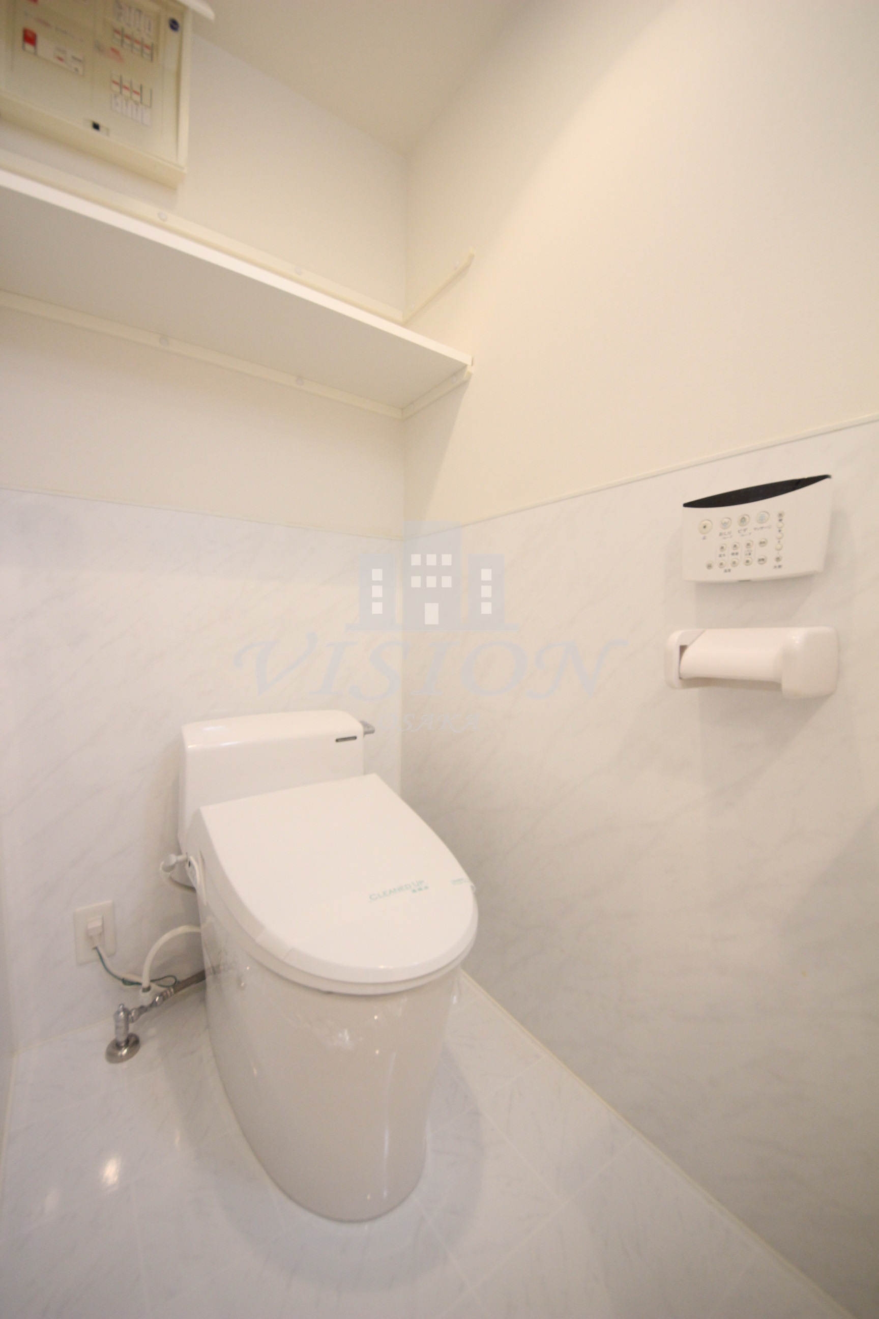 トイレ　別タイプのお部屋の写真になります。