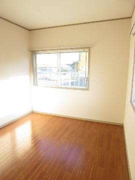 居室・リビング　寝室