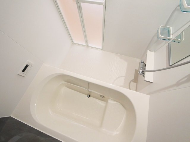 バス・シャワールーム　お風呂で日々の疲れを落としましょう