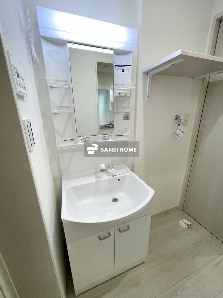 洗面設備　同仕様