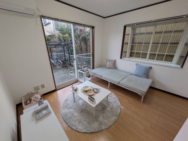 居室・リビング　写真はイメージです、実際のお部屋とは異なることがございます