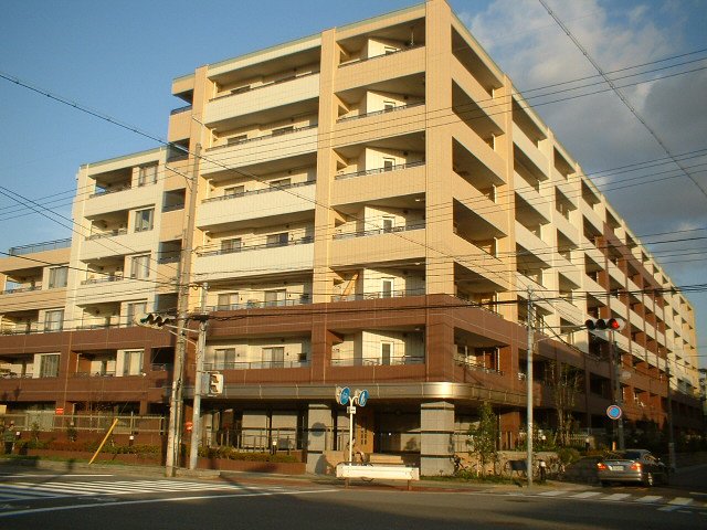 兵庫県西宮市小曽根町１（マンション）の賃貸物件の外観