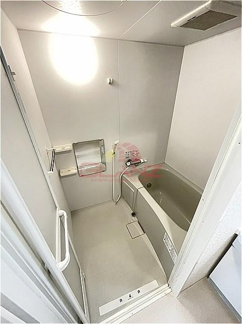 地下鉄南北線 北２４条駅 徒歩1分 7階建 築12年の風呂写真