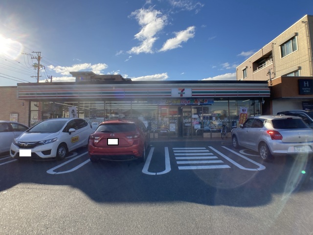 コンビニ　セブンイレブン岐阜茜部本郷1丁目店（コンビニ）まで568m