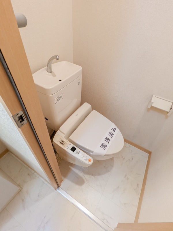 トイレ　図面と現状に相違がある場合には現状を優先