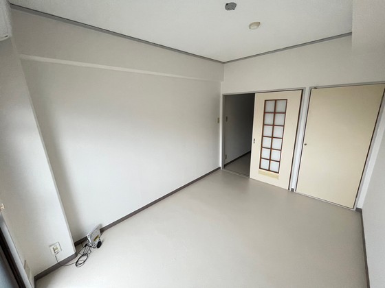 居室・リビング　※別号室の写真です