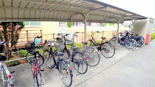 その他共有部分　駐輪場完備