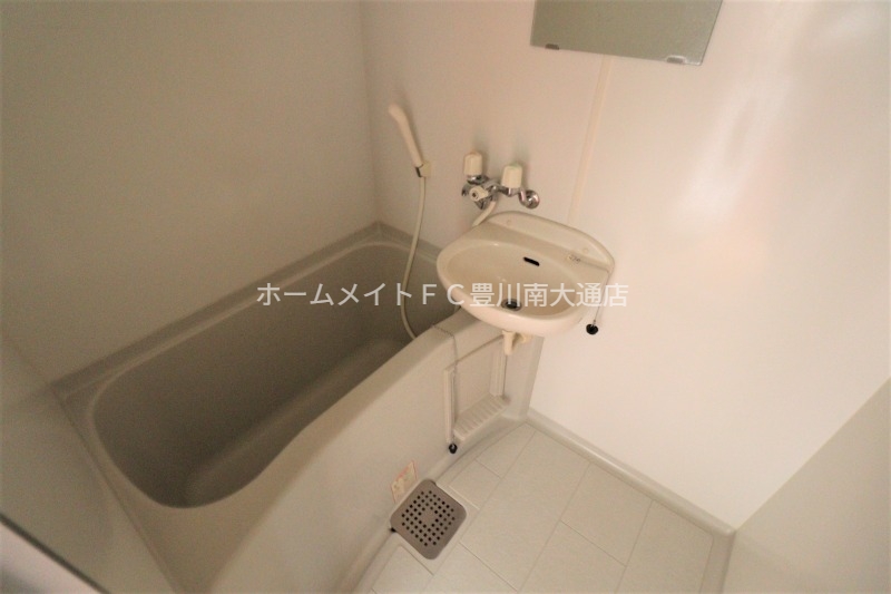 バス・シャワールーム　同型別部屋写真