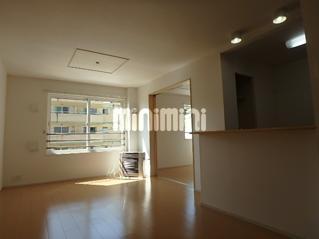 居室・リビング　リビング