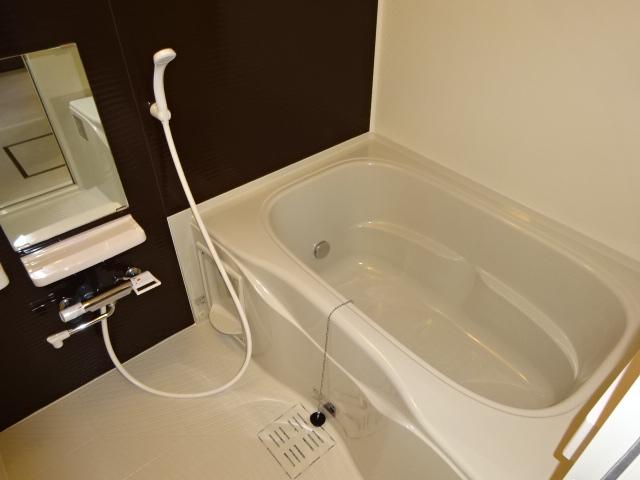 バス・シャワールーム　追炊きバス