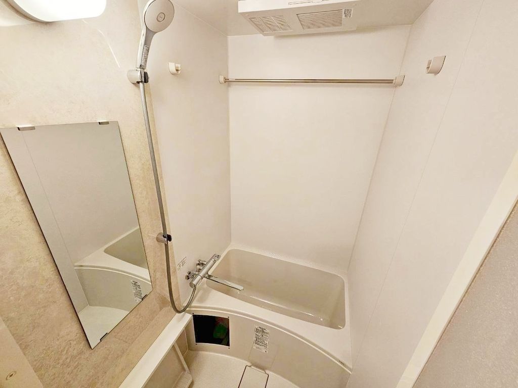 バス・シャワールーム　バス