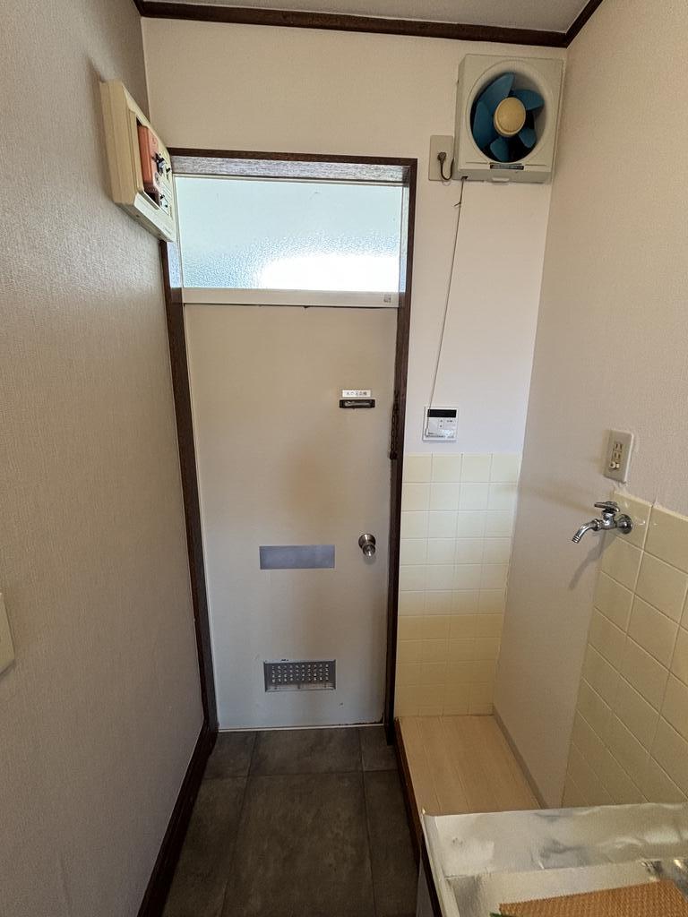 玄関　他部屋の参考写真