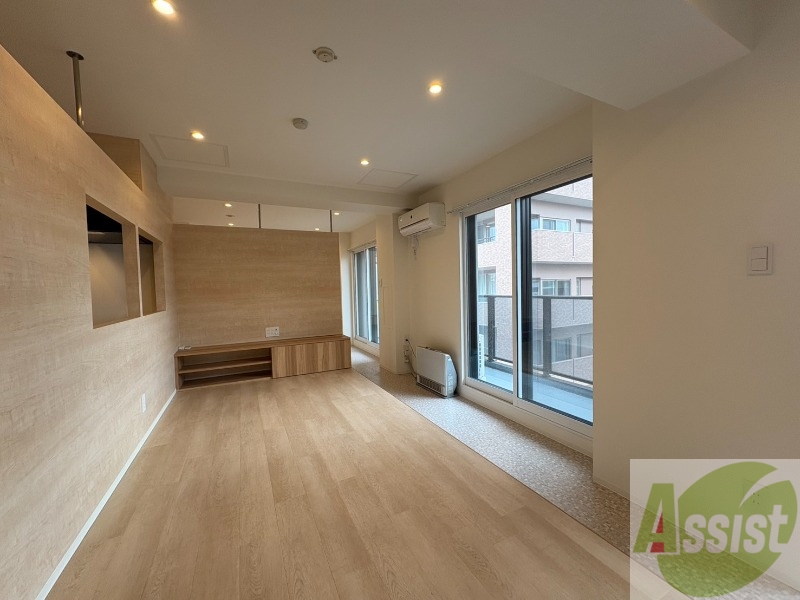 居室・リビング　広くてキレイなお部屋が広がっていて、充実した生活が送れそう。