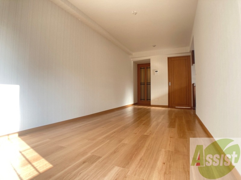 居室・リビング　広くてキレイなお部屋が広がっていて、充実した生活が送れそう。