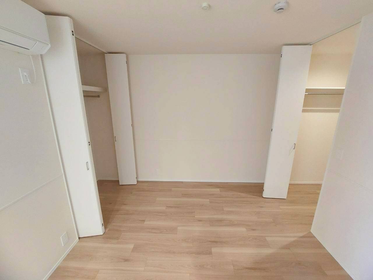 その他部屋・スペース　落ち着いて過ごせるお部屋なので、寝室にいかがでしょうか