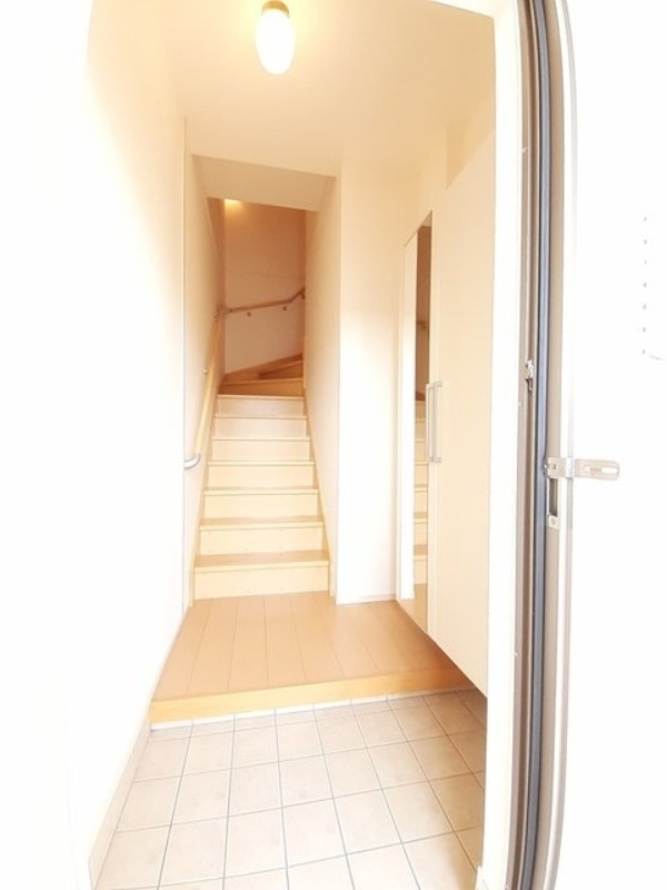 玄関　図面と現状に相違がある場合には現状を優先