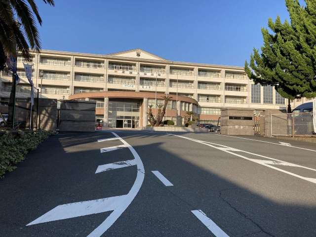高校・高専　富士市立高等学校（高校・高専）まで559m