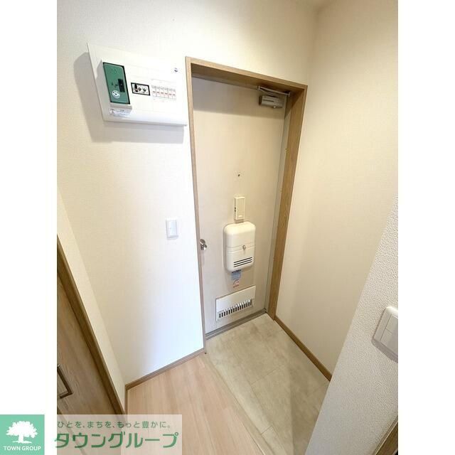 玄関　105号室のお写真です。