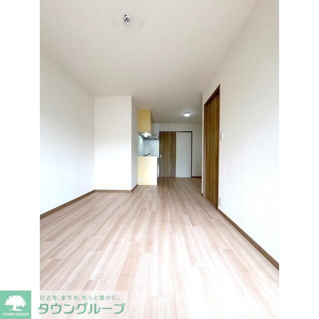 居室・リビング　105号室のお写真です。