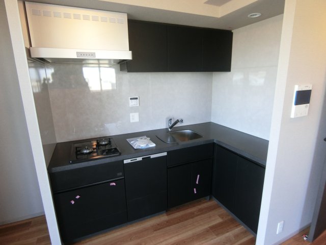 キッチン　他のお部屋の参考写真となります。