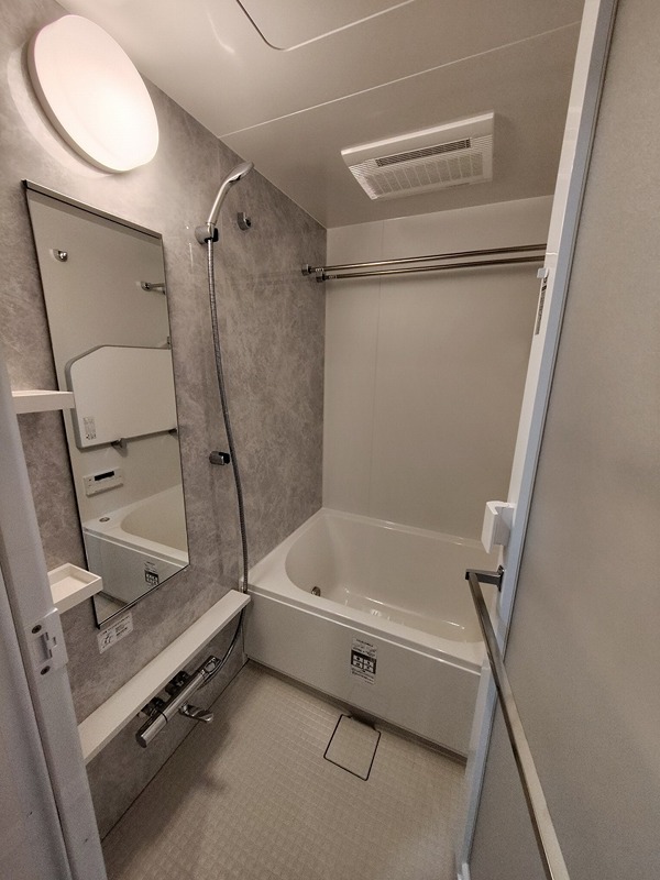 バス・シャワールーム　バス※別部屋参考写真