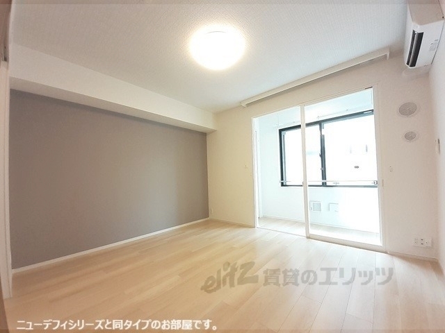 居室・リビング　洋室