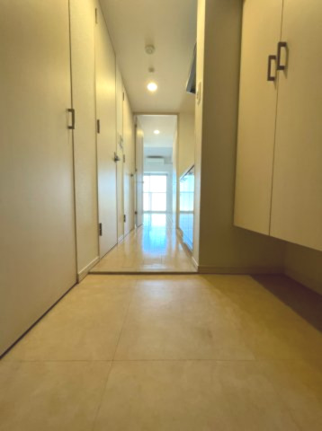 玄関　詳細は、RISUMO江坂本店→06-6155-7137まで♪