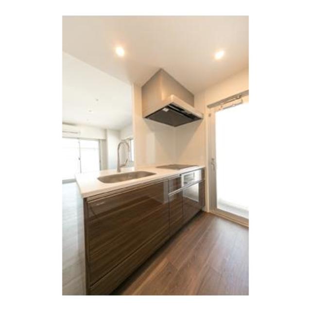 キッチン　※写真は同タイプ住戸です。