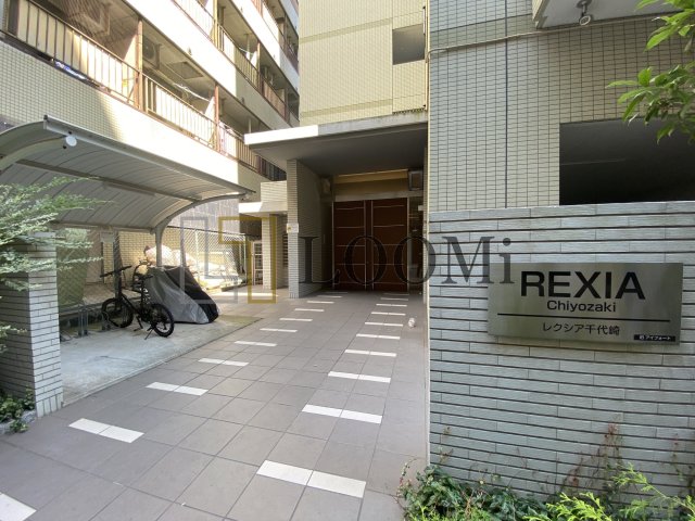エントランス　レクシア千代崎　エントランス