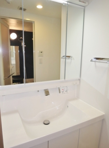 洗面設備　☆嬉しい独立洗面台☆