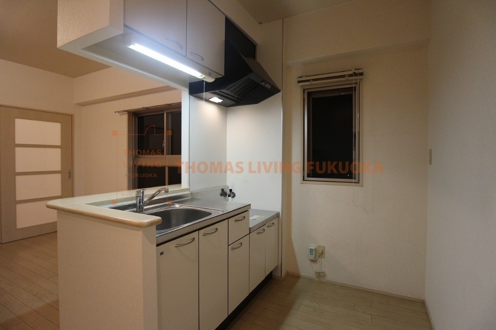 キッチン　コンロも設置済みです。