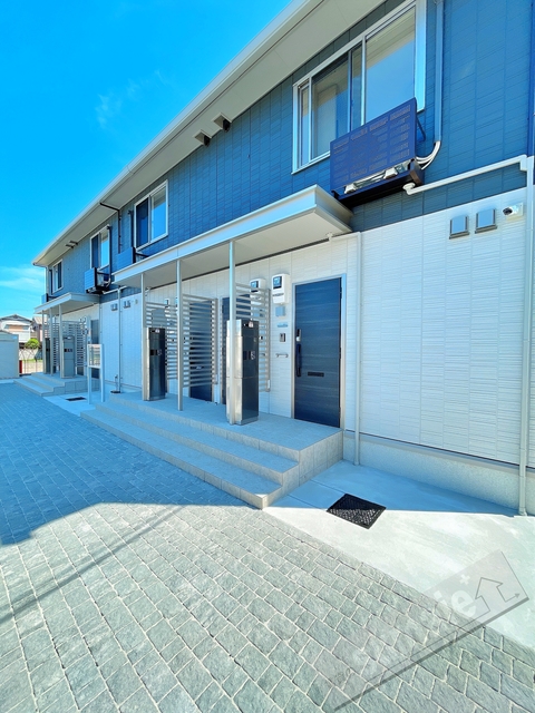 エントランス　各部屋に宅配ＢＯＸ付き