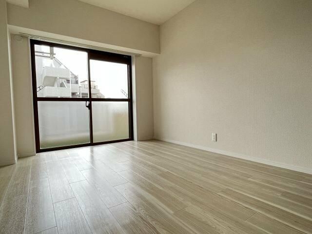 その他部屋・スペース　落ち着いて過ごせるお部屋なので、寝室にいかがでしょうか