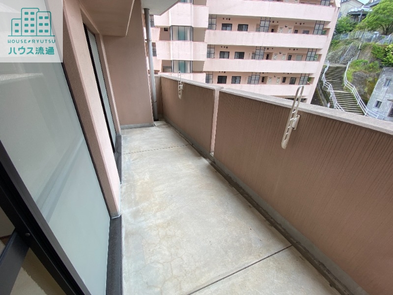 バルコニー　※別号室の写真になります。