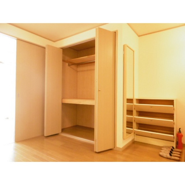 収納　クローゼット